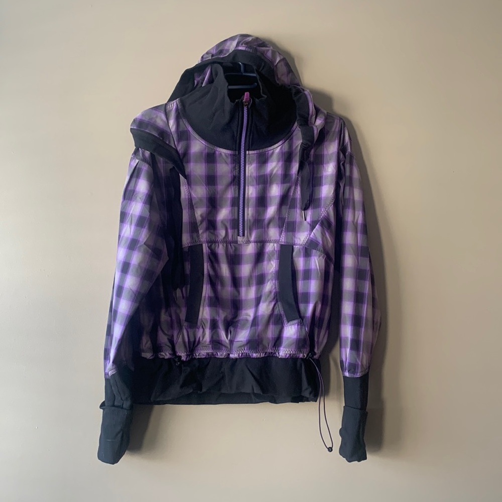 Lulu Lemon pullover
